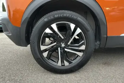 Photo 28 Peugeot 2008  PureTech 130 S&S EAT8