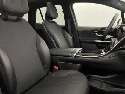 Photo 60 Mercedes EQE Gén. I Ph1 Electric Art 5