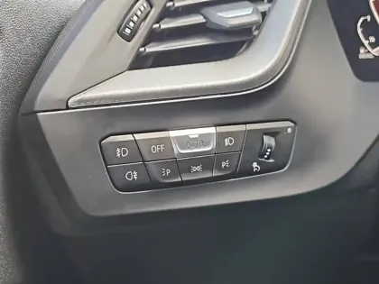 Photo 16 BMW Serie 1 116d 116 ch DKG7