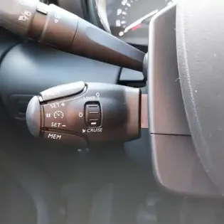 Photo 12 Citroën C3 Aircross  PureTech 110 S&S BVM6