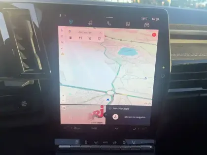 Photo 27 Renault Espace  E-Tech hybrid 200