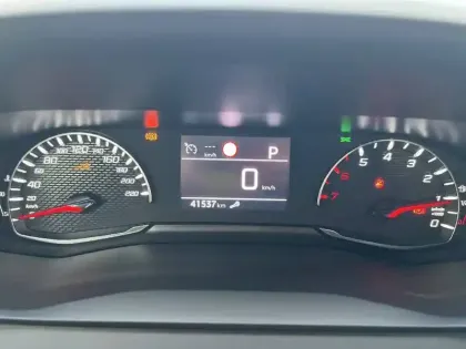 Photo 11 Peugeot 2008  PureTech 130 S&S EAT8