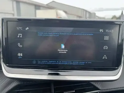 Photo 15 Peugeot 2008  PureTech 100 S&S BVM6