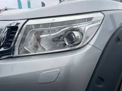 Photo 10 Nissan Navara NP300  2.3 DCI 190