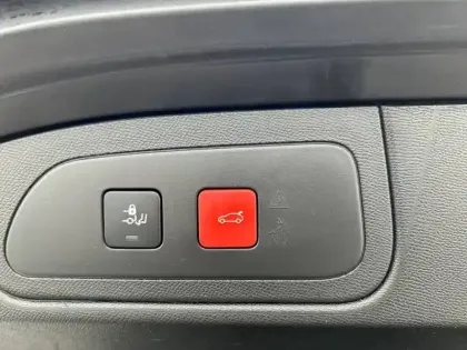 Photo 14 DS DS 7 DS7 Crossback PureTech 180 EAT8