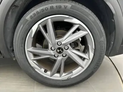 Photo 12 DS DS 7 DS7 Crossback PureTech 180 EAT8