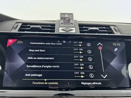 Photo 27 DS DS 7 DS7 Crossback PureTech 180 EAT8