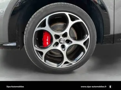 Photo 10 Alfa Romeo Tonale  1.3 Hybride Rechargeable PHEV 280ch AT6 e-Q4