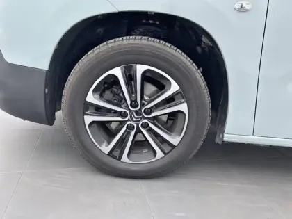 Photo 12 Citroën Berlingo  Taille M BlueHDi 100 BVM