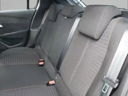 Photo 11 Peugeot 208  Electrique 50 kWh 136ch