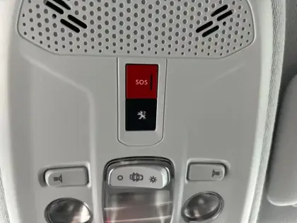 Photo 14 Peugeot 208  Electrique 50 kWh 136ch