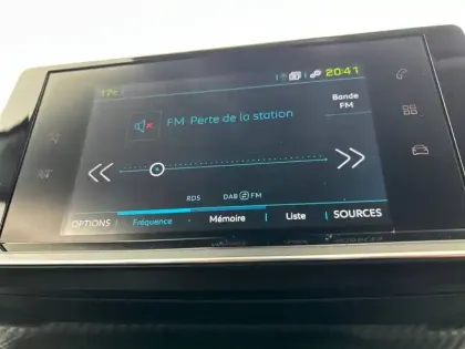 Photo 20 Peugeot 208  Electrique 50 kWh 136ch