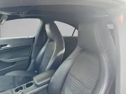 Photo 10 Mercedes CLA  200 d 7-G DCT