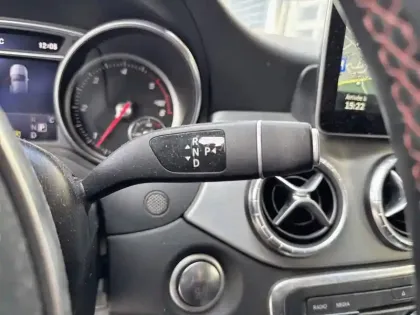 Photo 13 Mercedes CLA  200 d 7-G DCT