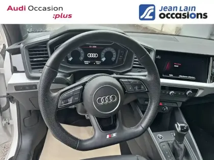 Photo 11 Audi A1  Sportback 40 TFSI 207 ch S tronic 7