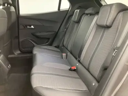 Photo 12 Peugeot 2008  BlueHDi 130 S&S EAT8