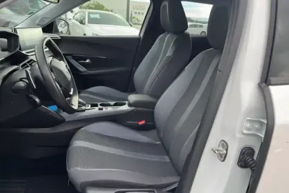 Photo 20 Peugeot 2008  BlueHDi 130 S&S EAT8