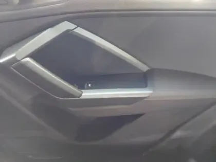 Photo 18 Audi Q3  35 TDI 150 ch S tronic 7