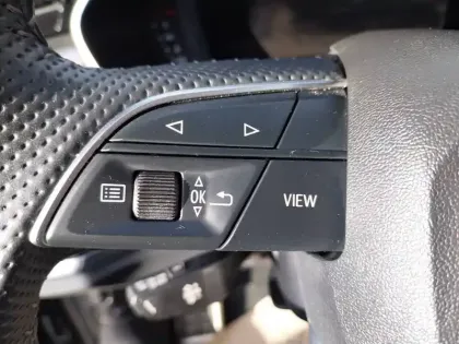 Photo 26 Audi Q3  35 TDI 150 ch S tronic 7