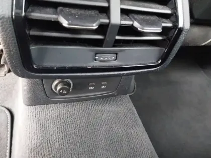 Photo 17 Audi Q3  35 TDI 150 ch S tronic 7