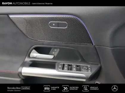 Photo 24 Mercedes GLA  200 d 8G-DCT