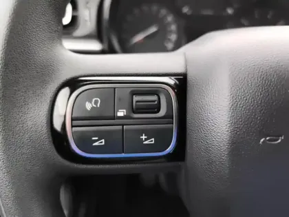 Photo 18 Citroën C3  PureTech 83 S&S BVM5 Shine