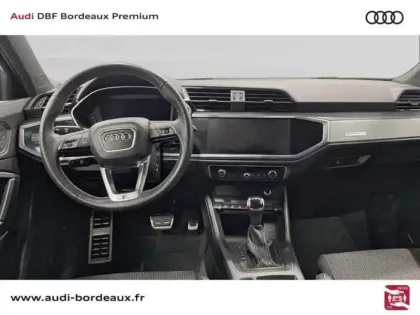 Photo 18 Audi Q3 35 TFSI 150 ch S tronic 7 S line