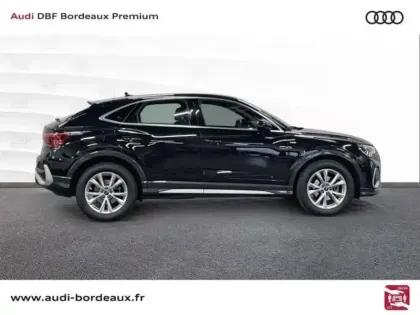 Photo 17 Audi Q3 35 TFSI 150 ch S tronic 7 S line