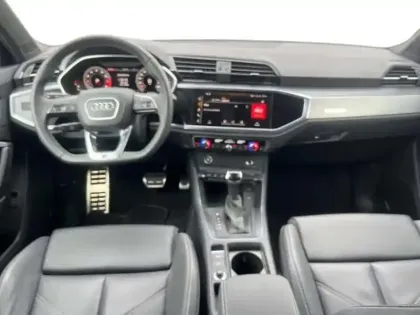 Photo 8 Audi Q3 35 TFSI 150 ch S tronic 7 S line plus