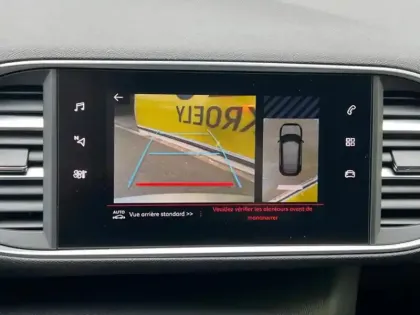 Photo 7 Peugeot 308 GT Line 1.5 130 ch 