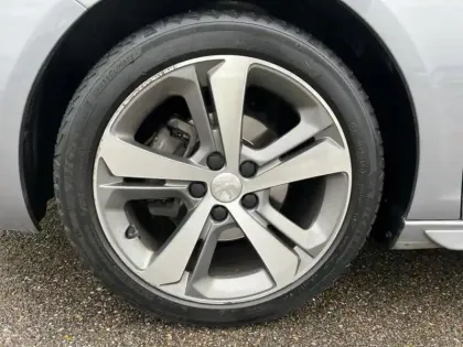 Photo 6 Peugeot 308 GT Line 1.5 130 ch 