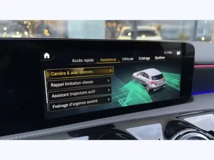 Photo 11 Mercedes Classe A 200 AMG Line