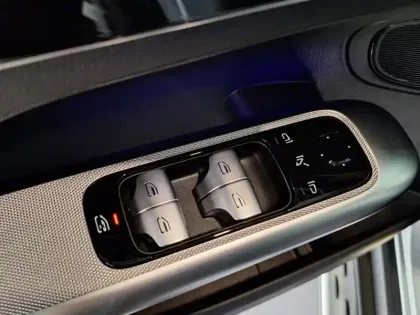 Photo 14 Mercedes Classe GLC GLC 220 d 4MATIC AMG Line