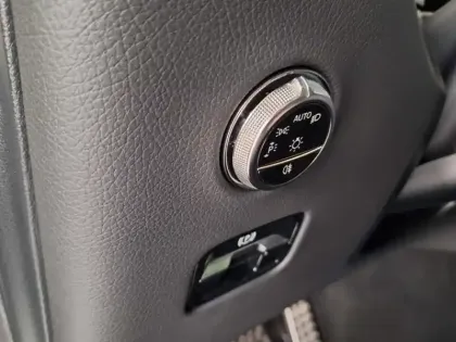 Photo 47 Mercedes Classe GLC GLC 220 d 4MATIC AMG Line