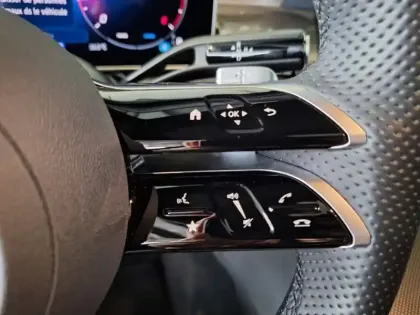 Photo 51 Mercedes Classe GLC GLC 220 d 4MATIC AMG Line