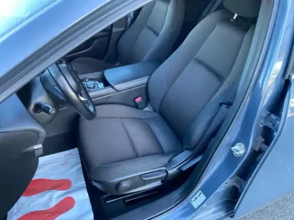 Photo 9 Mazda 3 2.0 e-SKYACTIV-X M-Hybrid 186ch Sportline