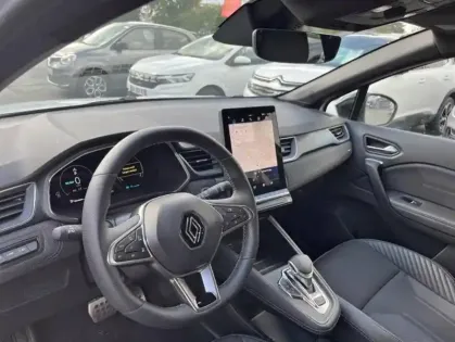 Photo 14 Renault Captur E-Tech full hybrid 145 ch esprit Alpine 5p