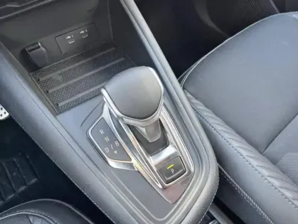 Photo 12 Renault Captur E-Tech full hybrid 145 ch esprit Alpine 5p