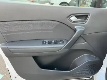 Photo 10 Renault Captur E-Tech full hybrid 145 ch esprit Alpine 5p