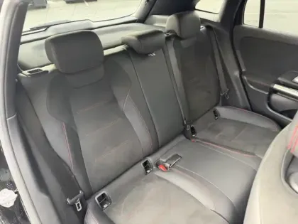 Photo 9 Mercedes GLA 200 d AMG Line