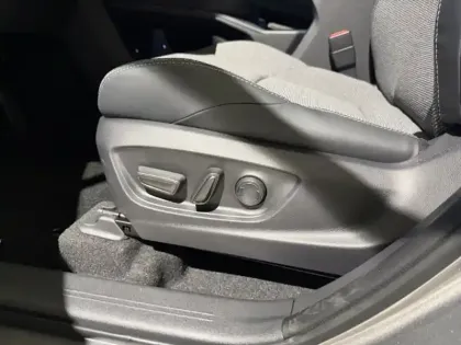 Photo 17 Toyota Bz4x Grande Autonomie Design BREAK 5P