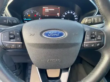 Photo 15 Ford Kuga 2.0 EcoBlue 150ch mHEV Titanium