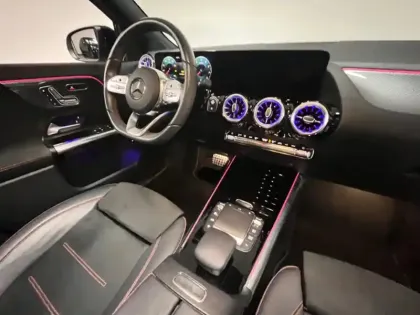 Photo 11 Mercedes GLA 200 AMG Line