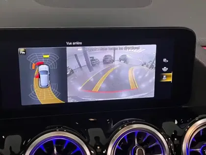 Photo 10 Mercedes GLA 200 AMG Line