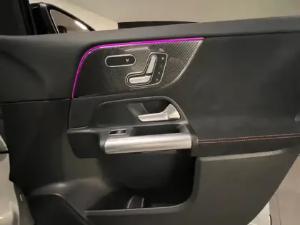 Photo 24 Mercedes GLA 200 AMG Line