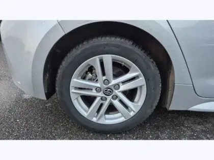 Photo 8 Toyota Corolla Hybride 122h Dynamic