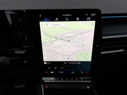 Photo 14 Renault Austral E-Tech full hybrid 200 GSR2 Techno esprit Alpine