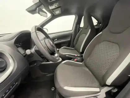 Photo 14 Toyota Aygo 1.0 VVT-i 72 Design