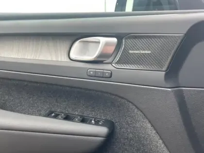 Photo 7 Volvo Xc40  B3 163ch Lounge Edition DCT 7