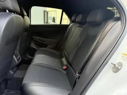 Photo 14 Volkswagen T-roc  1.5 eTSI 150ch R-Line DSG7